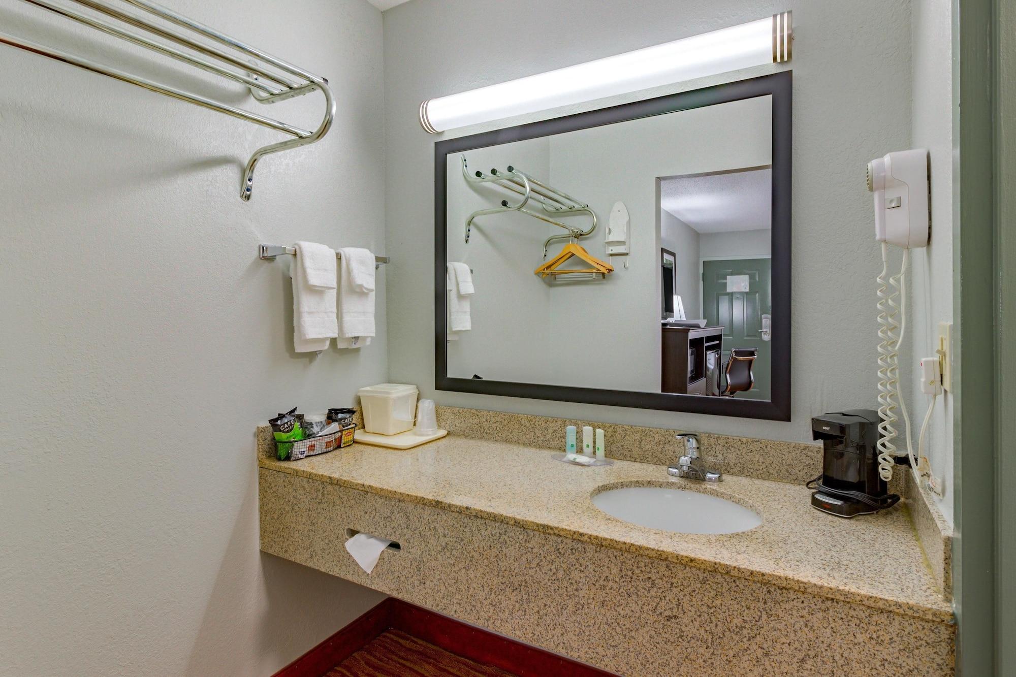 Quality Inn Goodlettsville Exterior foto