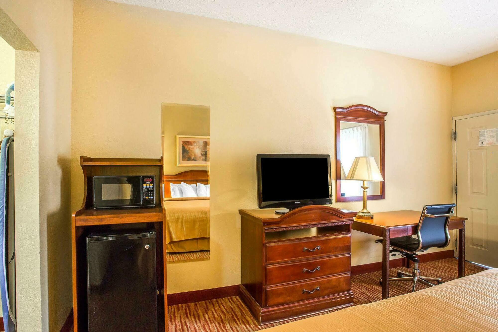 Quality Inn Goodlettsville Exterior foto